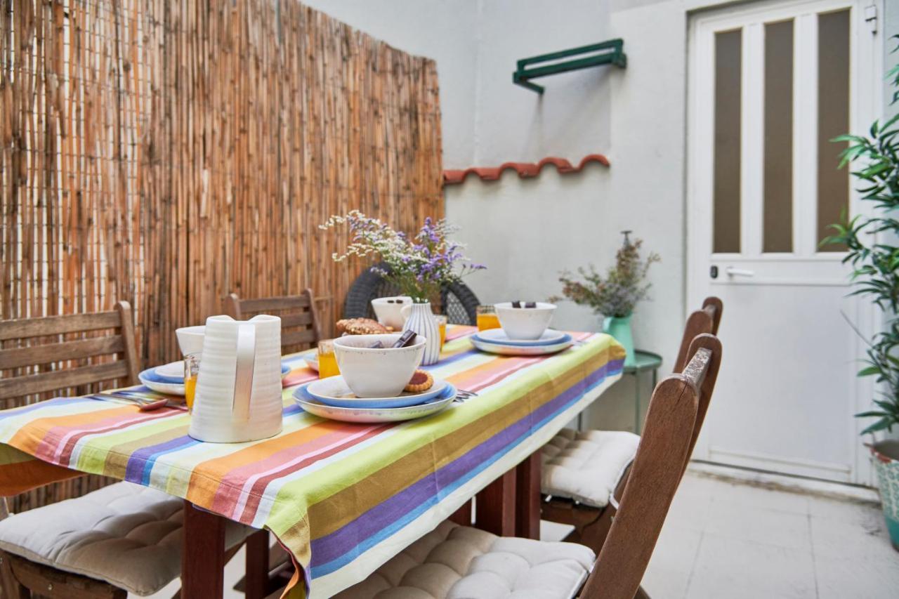 Spacious Bairro Alto Apartment With Courtyard, By Timecooler Lisbon Exterior photo