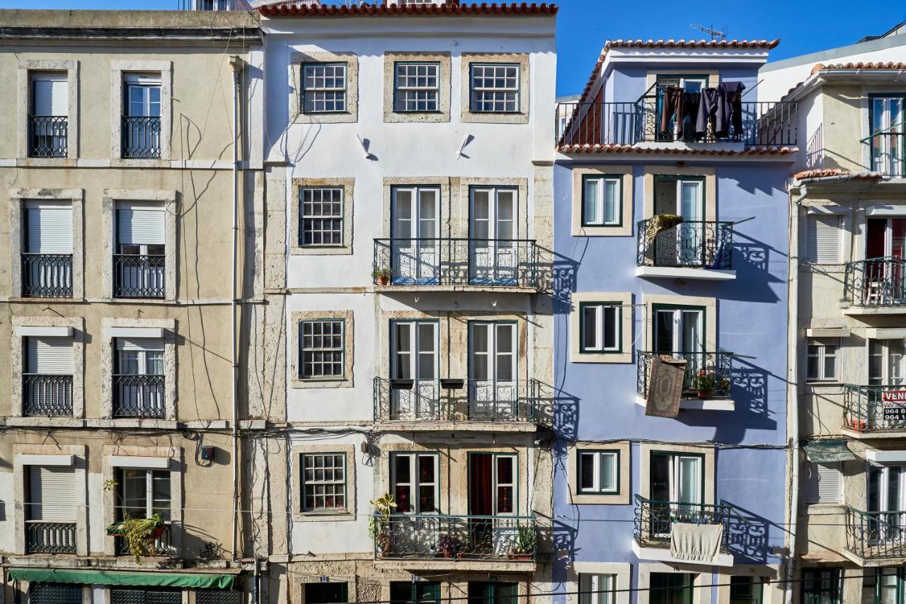 Spacious Bairro Alto Apartment With Courtyard, By Timecooler Lisbon Exterior photo
